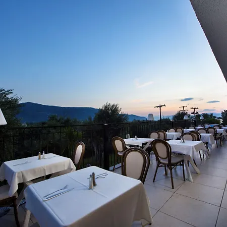호텔 Iolida Corfu By Smile 4*