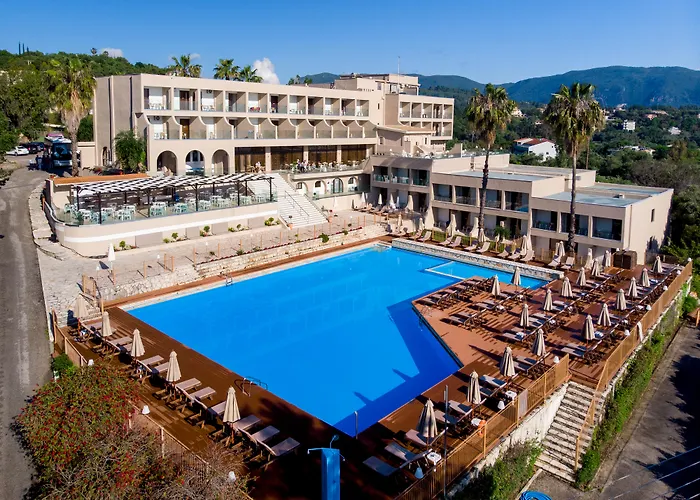 Iolida Corfu & By Smile 4* ذيسْخا