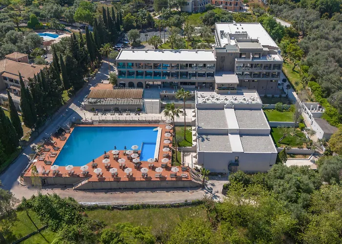 Iolida Corfu & By Smile فندق 4*