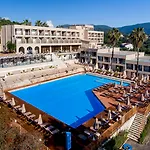 Iolida Corfu & By Smile 4* Dassia (Corfu)