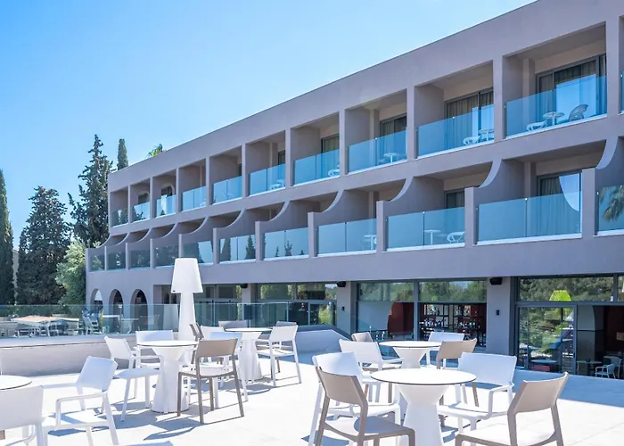 Hotel Iolida Corfu & By Smile 4*